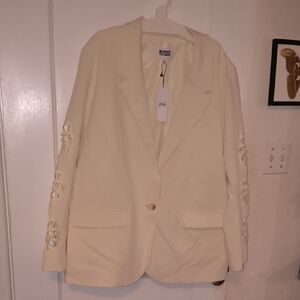NWT BB Dakota X Steve Madden | Ivory Blazer with Sleeve Details